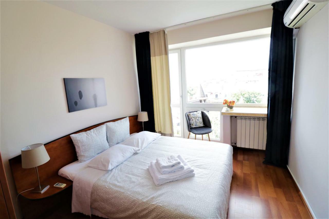 Eva Twin Apartments Букурещ Екстериор снимка